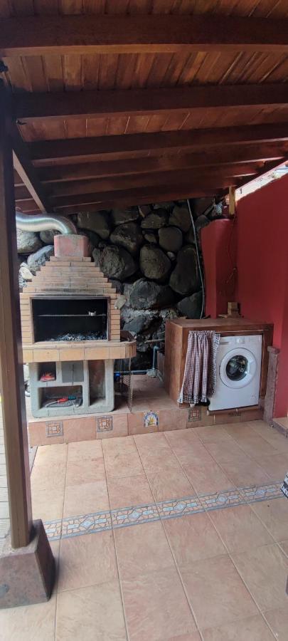 Holiday House Tia Lila ซานเซบาสเตียน เด ลาโกเมรา ภายนอก รูปภาพ